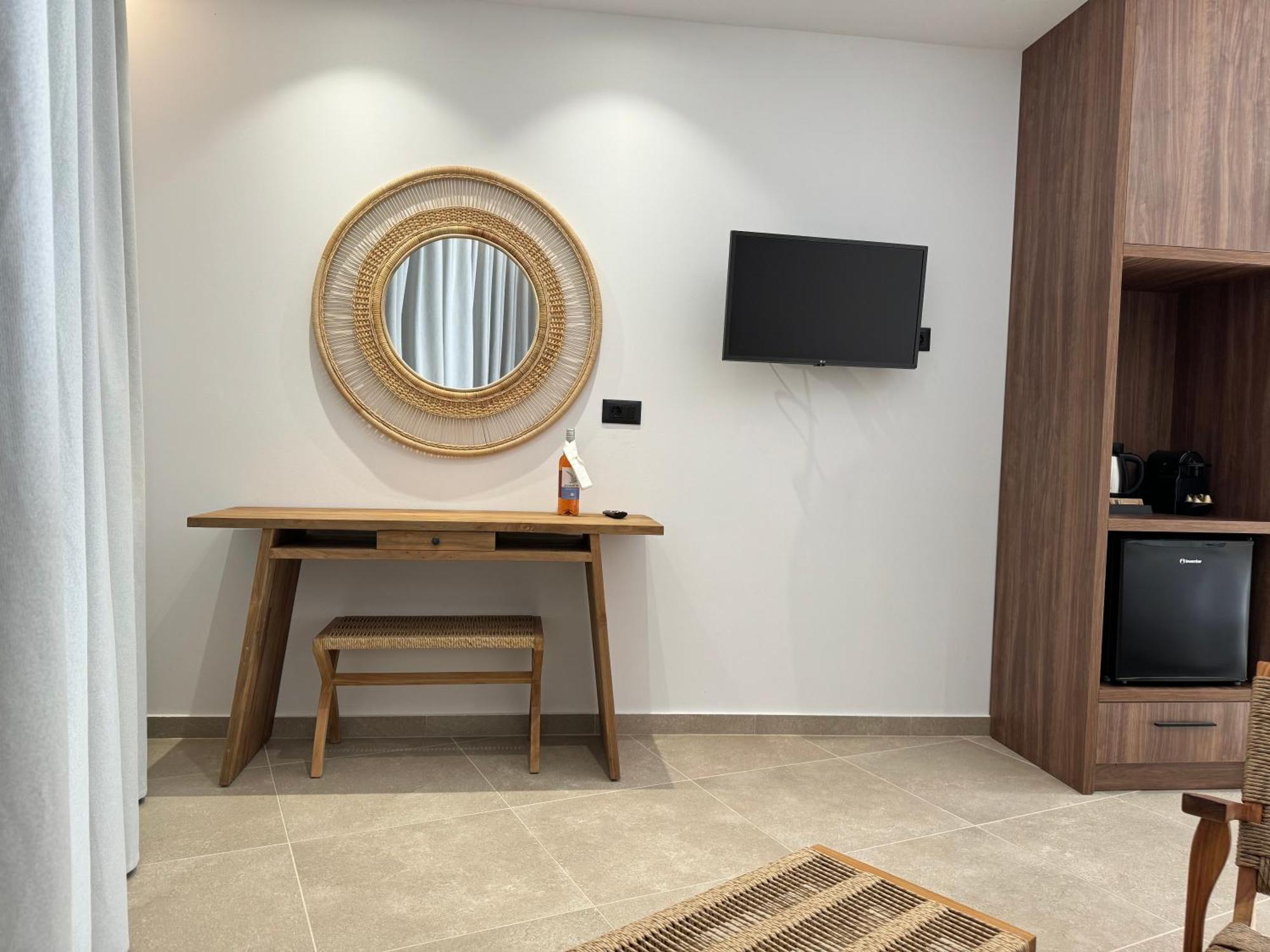 Johannes Boutique Apartments & Suites Афанту Экстерьер фото